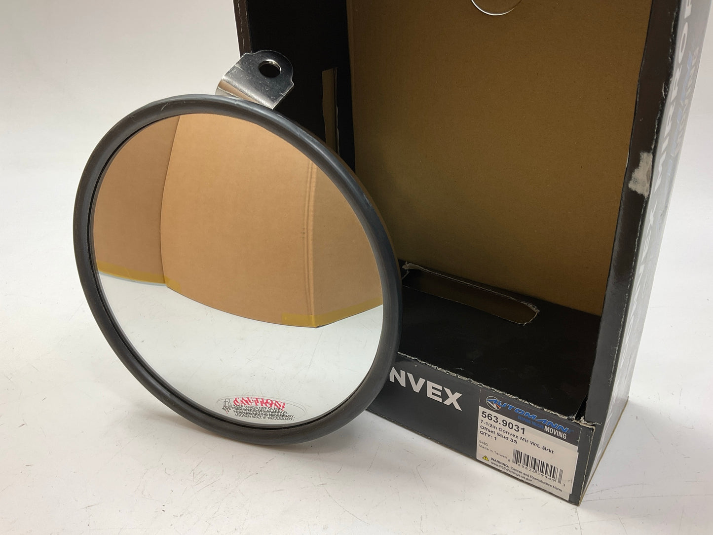 Automann 563.9031 7.5in (7-1/2'') Convex Mirror With Offset Stud
