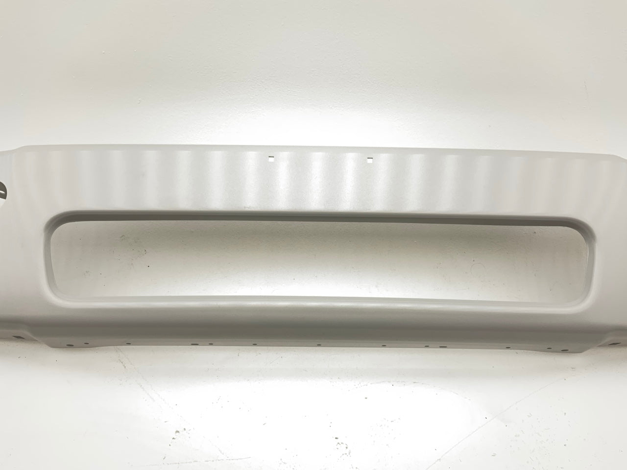 Automann 564.46224 Center Bumper Painted For Freightliner M2 Series