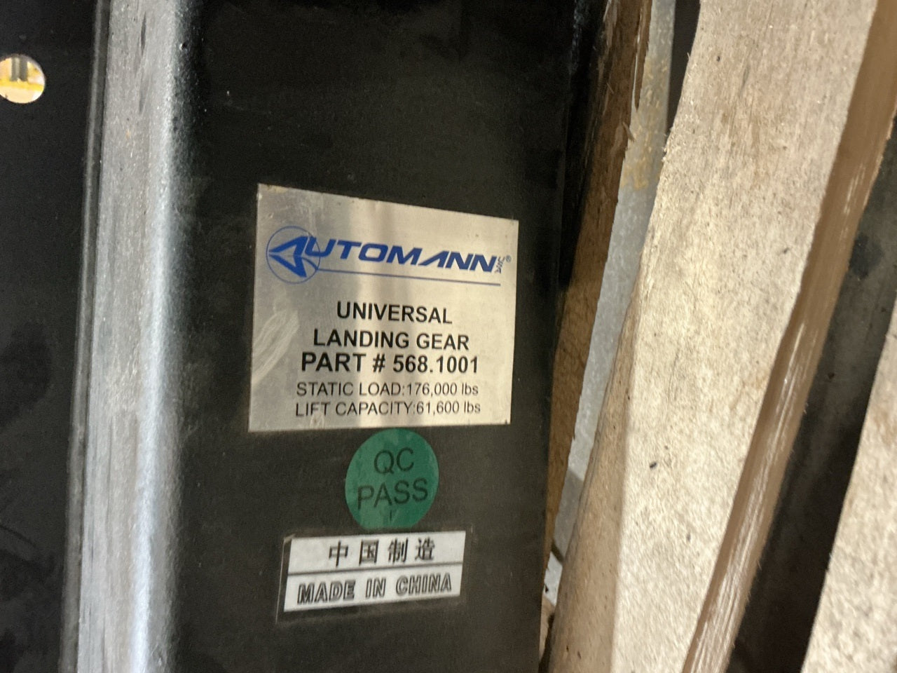 COMES AS SHOWN - AUTOMANN 568.1001 Trailer Landing Gear, 17'' Travel