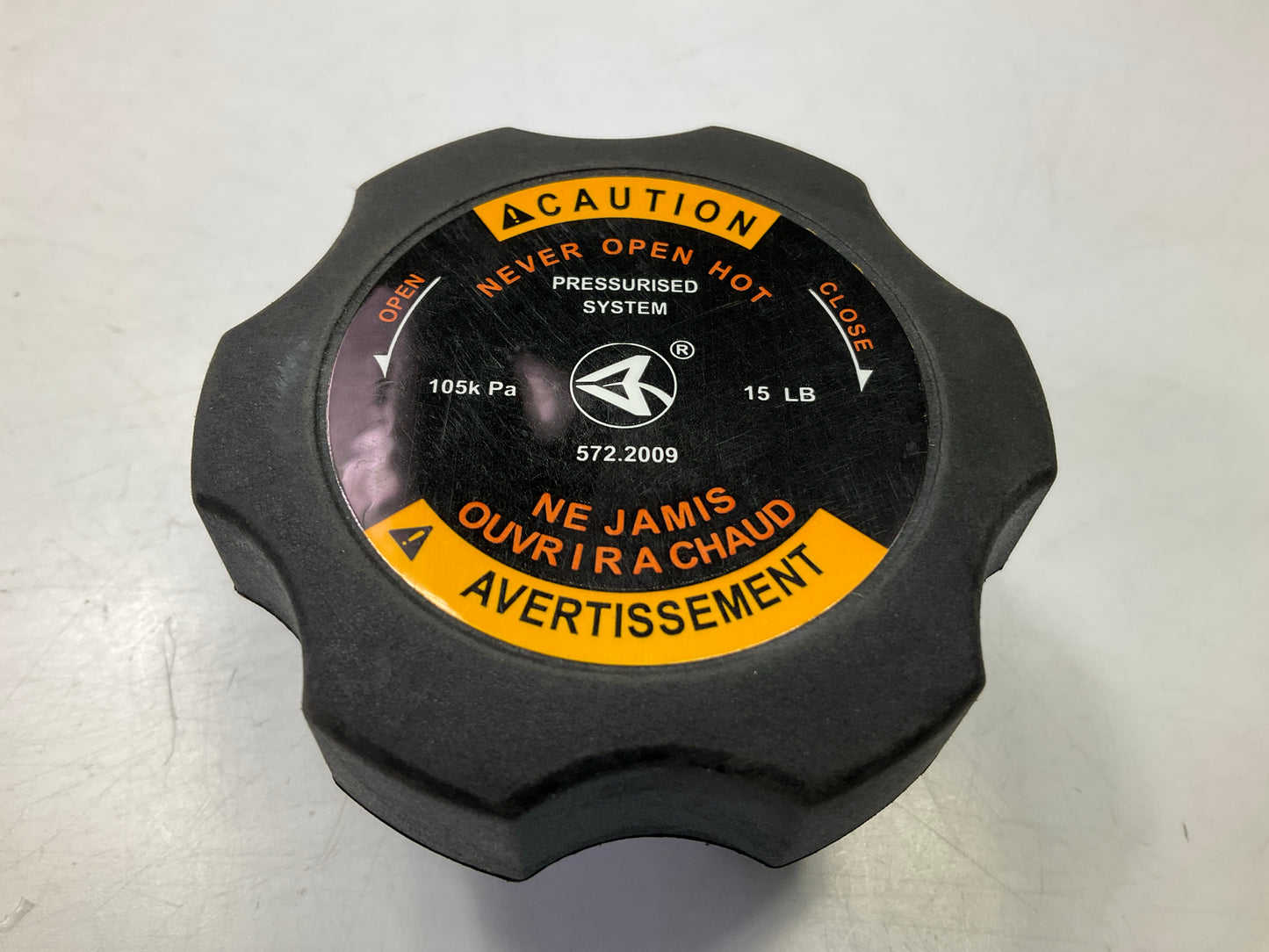 Automann 572.2009 Engine Coolant Reservoir Cap