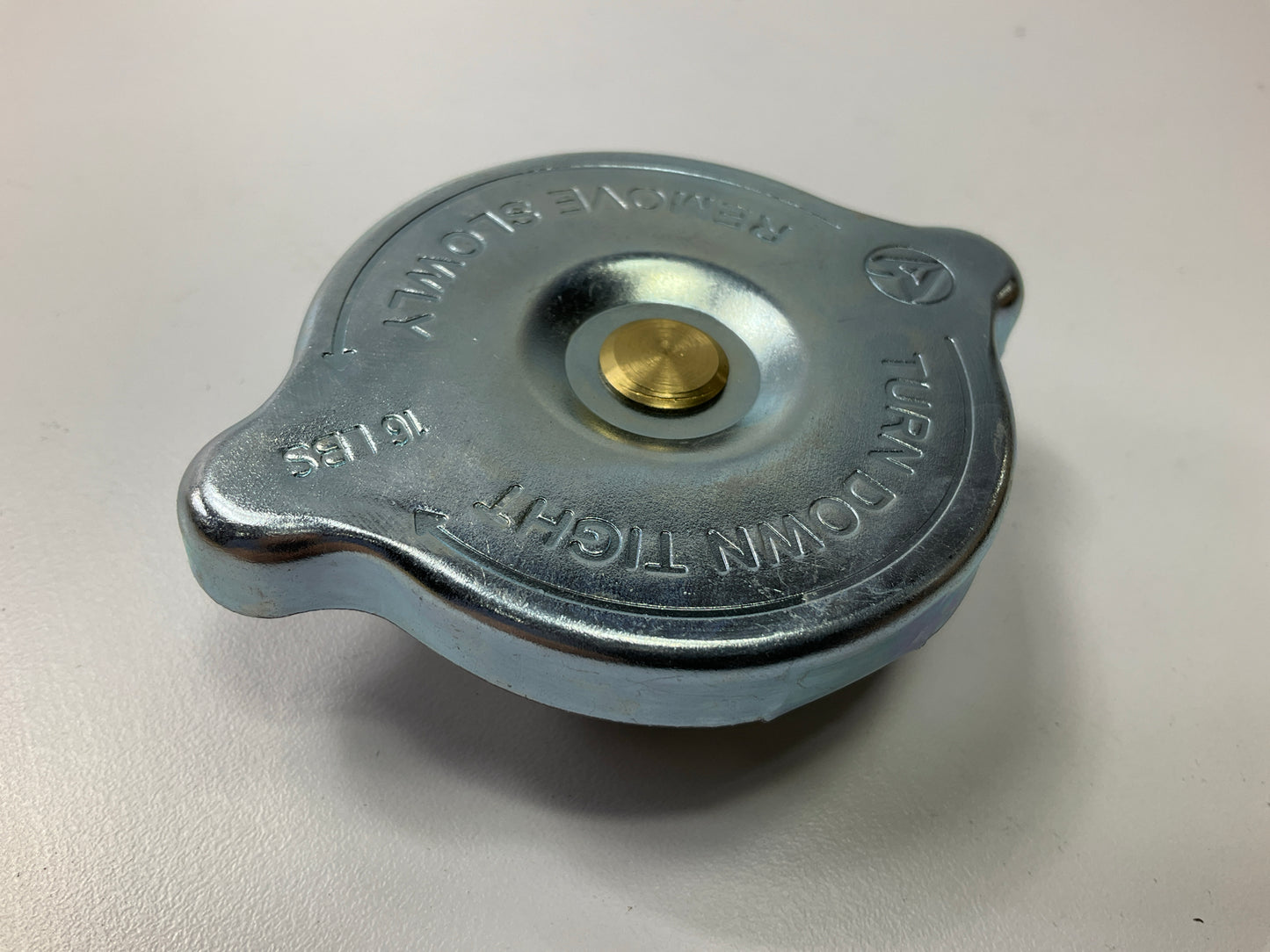 Automann 572.2011 Radiator Cap Replaces Freightliner # 05-17223-003