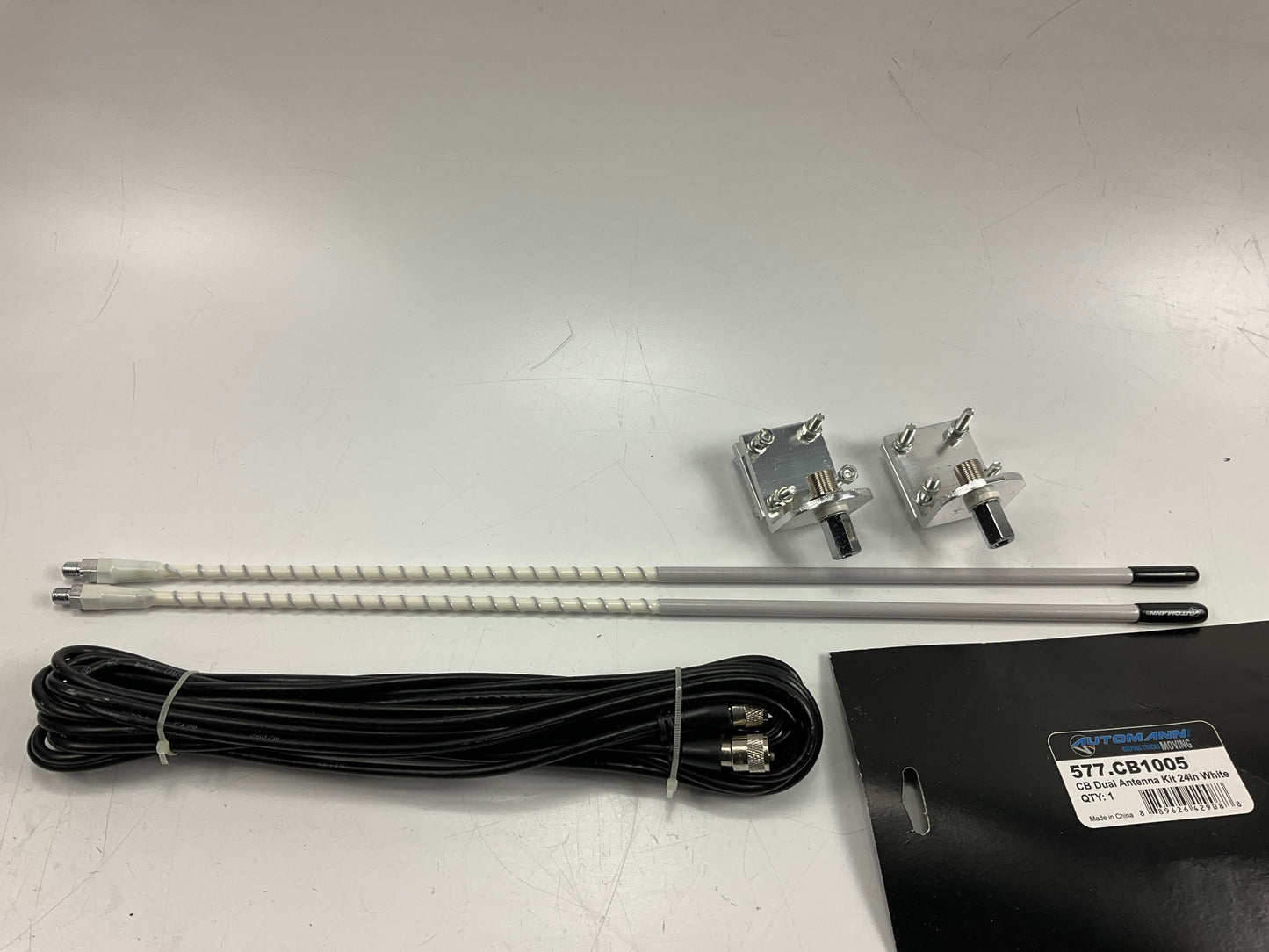 Automann 577.CB1005 - CB Dual Antenna Kit 24'' White,