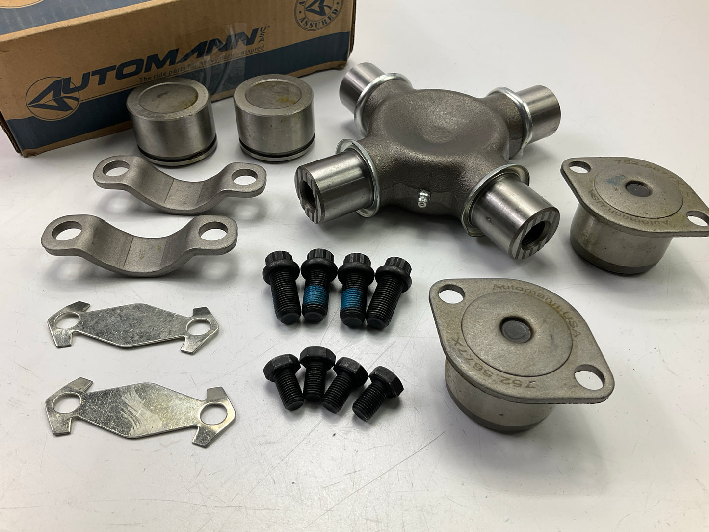 Automann 752.5677X U-Joint Universal Joint, 1760 Series Replaces S5-677X, 5-677X