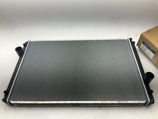 Automann 811.55100 Radiator - Replaces International 2591552C91, 2591553C91
