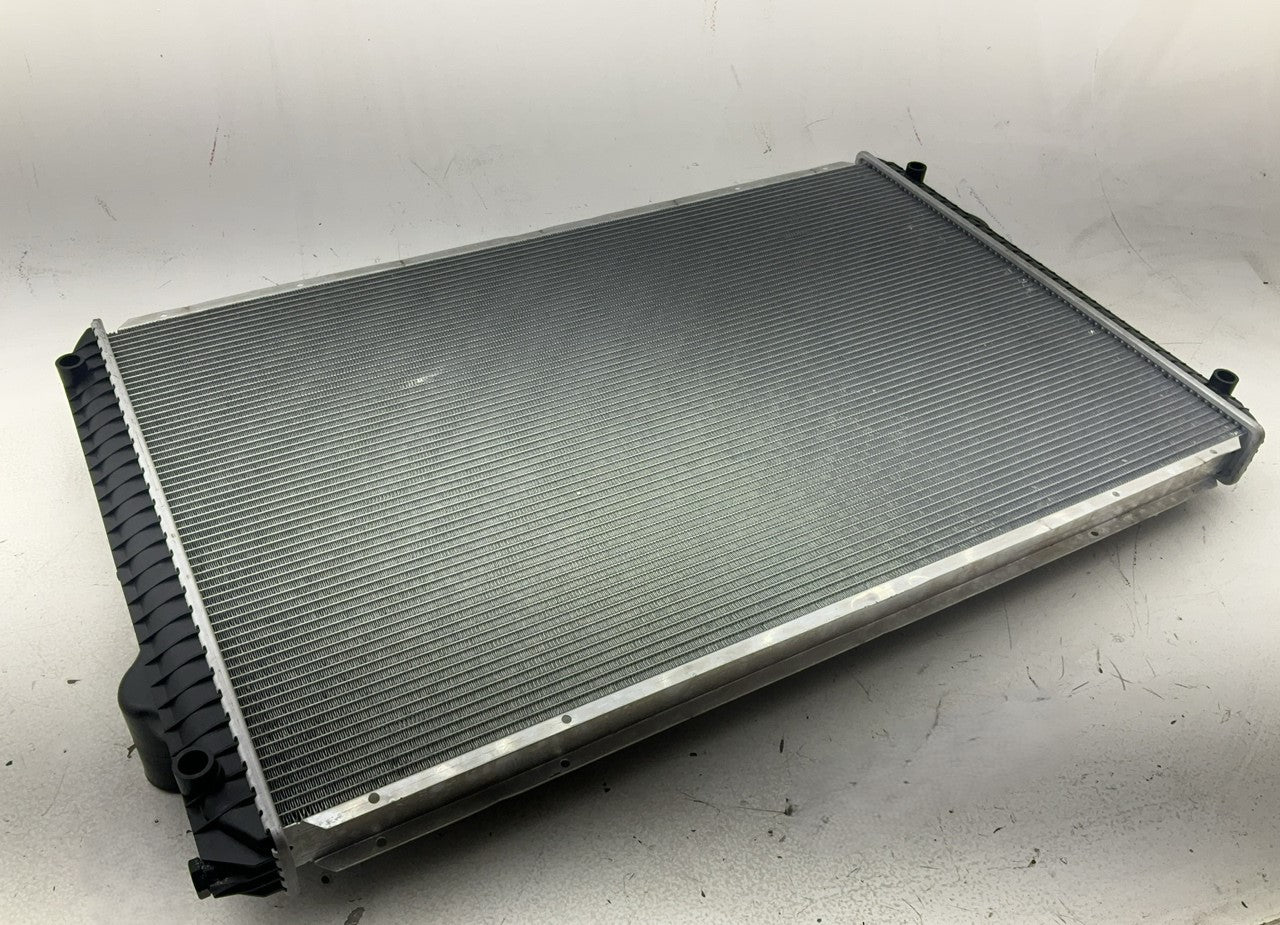 Automann 811.55100 Radiator - Replaces International 2591552C91, 2591553C91