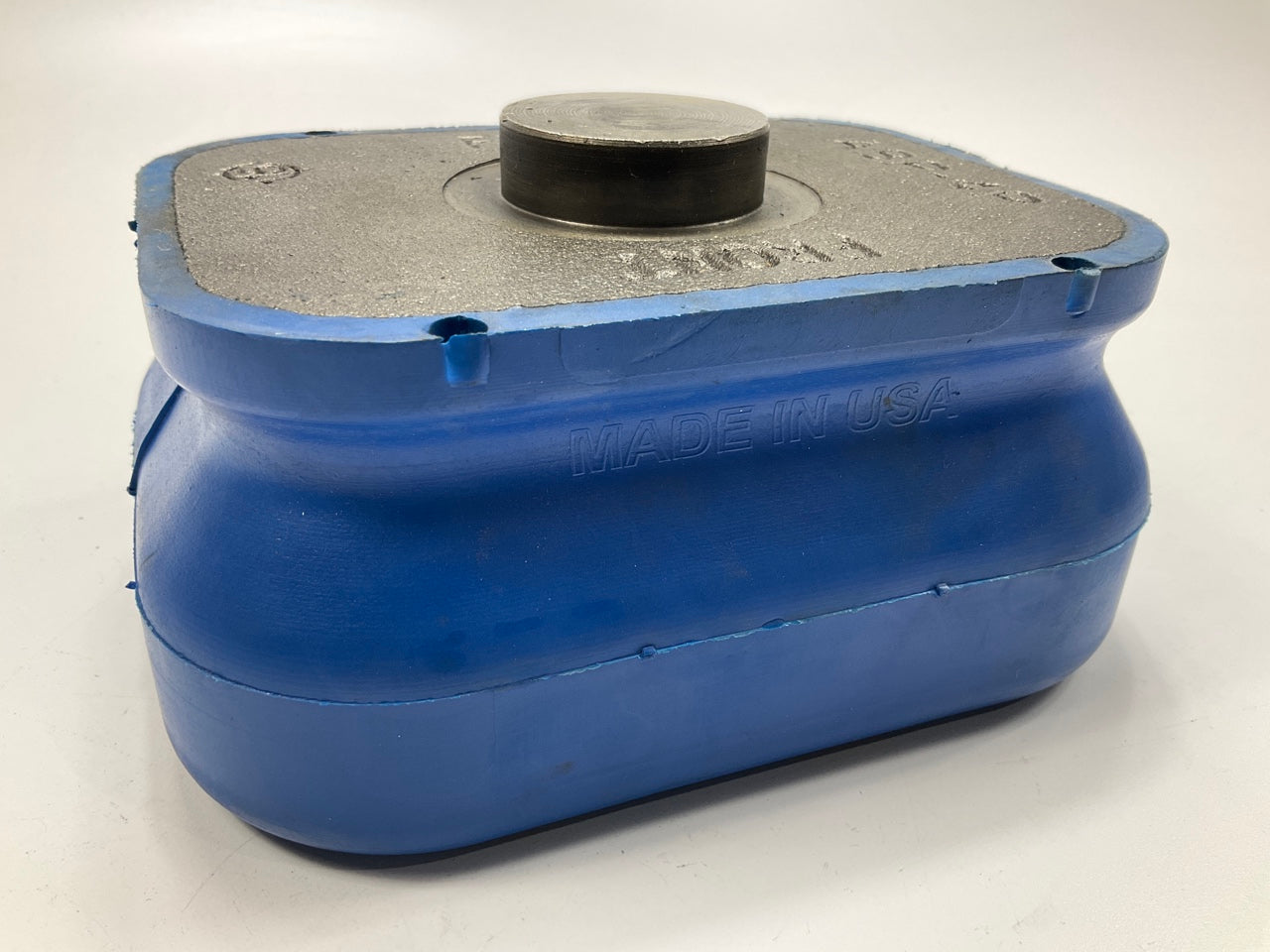 Automann ABP4UB Poly Insulator For Mack 25115012 SS44 Camelback Rear Suspension