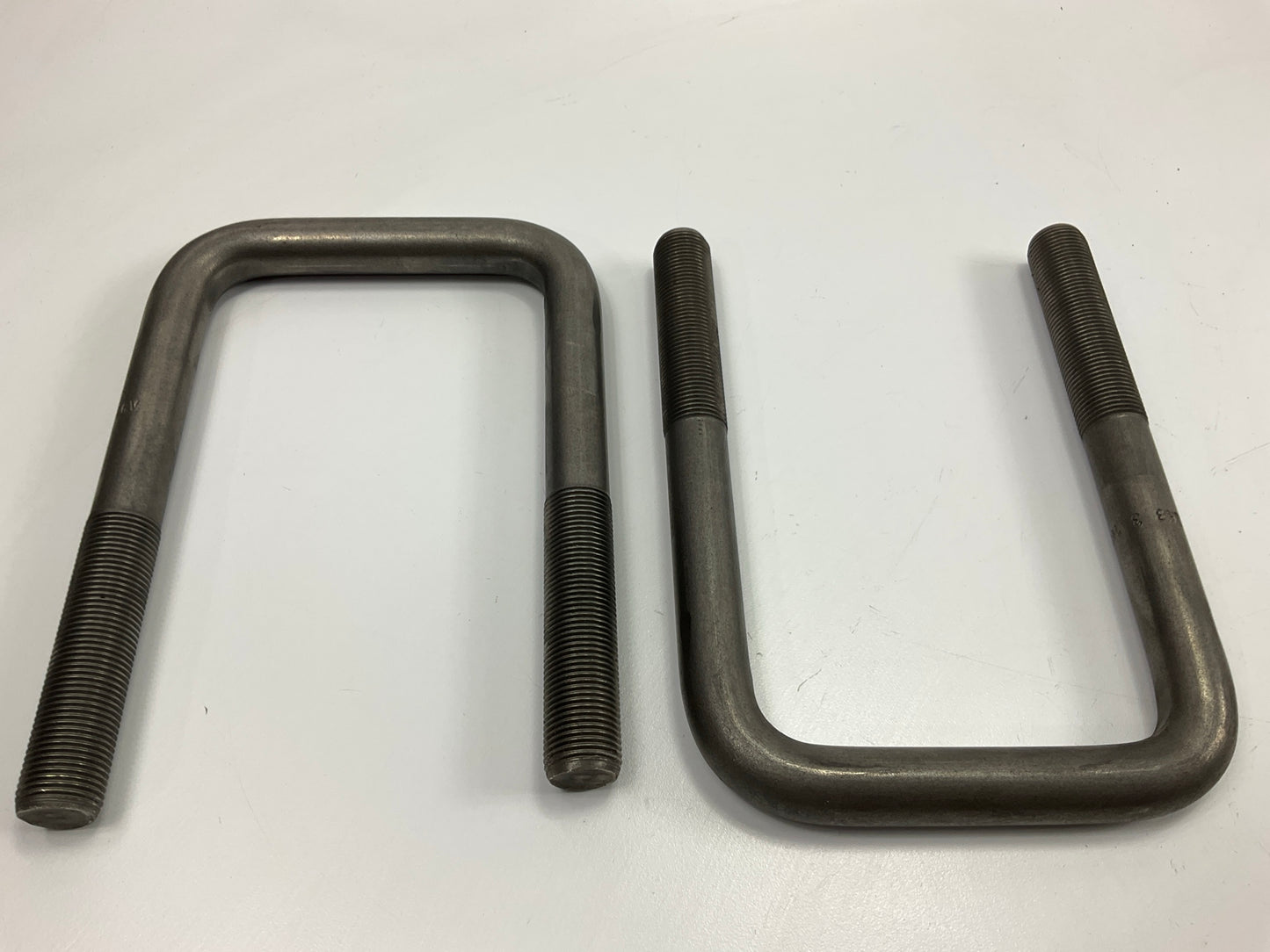 Automann AUBK8254-06 Square Bend U-Bolt Kit, 3/4'' X 4'' X 6.75''