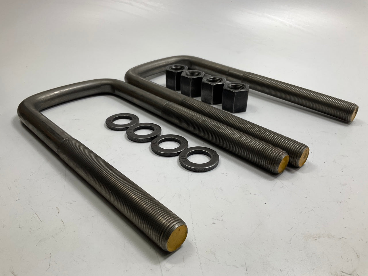 Automann AUBK8364-111 Leaf Springs U-Bolt Kit Semi Round 7/8'' X 4'' X 11''