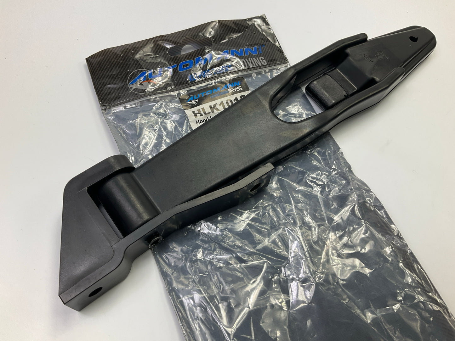 Automann HLK1012 Right Passenger Hood Latch Replaces #17-12435-001, 37-99-211-50