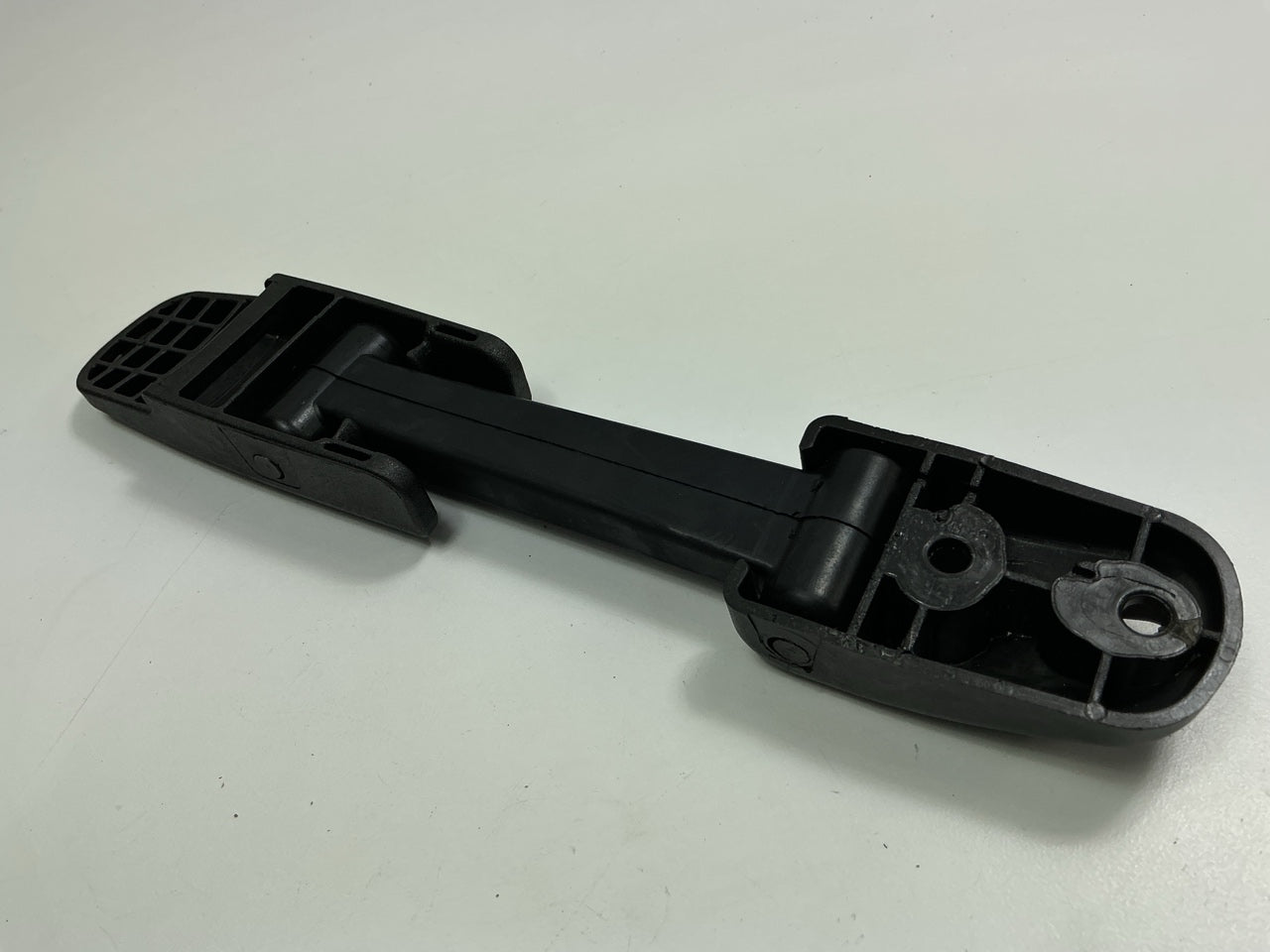 Automann HLK1015 Hood Latch Replaces Kenworth # 3799344