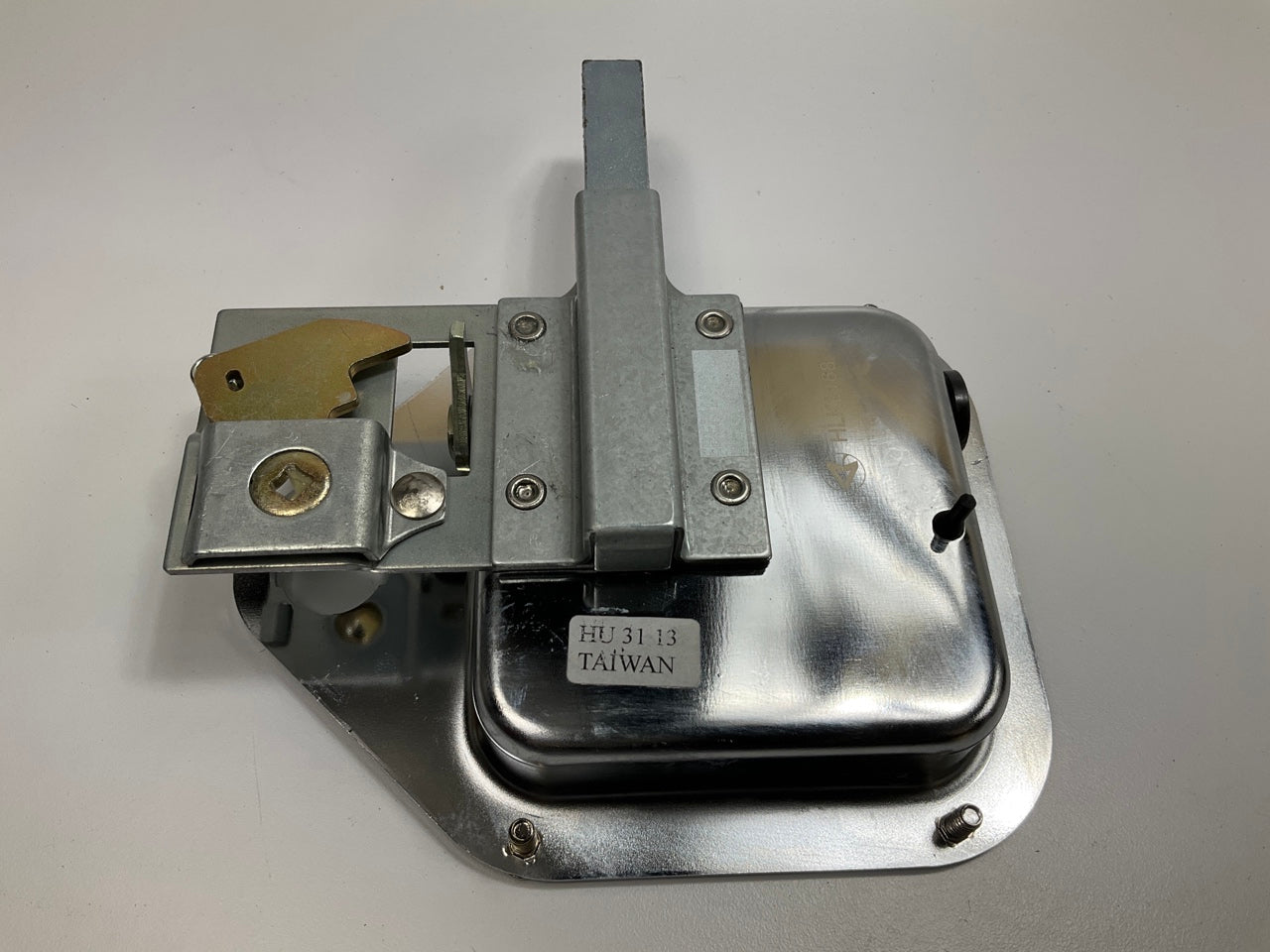 Automann HLK2168 Truck Cabinet Latch Right