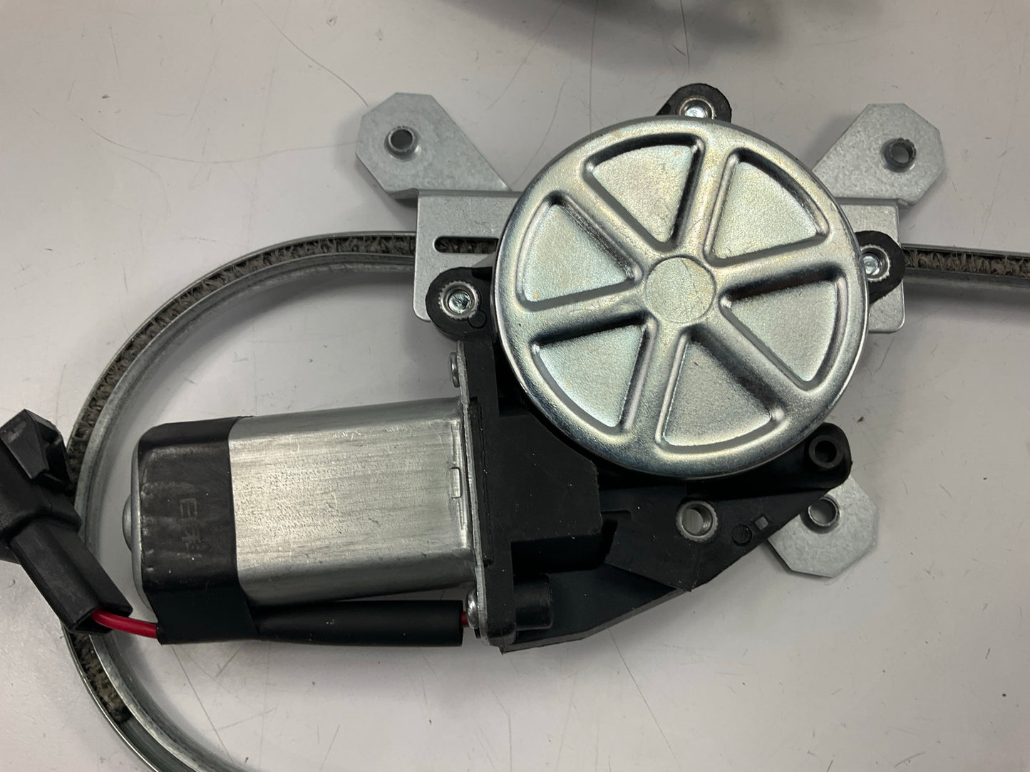 Automann HLK2271 Front Left Window Regulator & Motor Replaces R211005