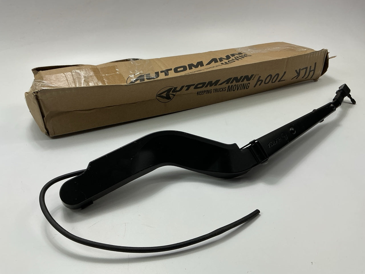 Automann HLK7004 Windshield Wiper Arm Replaces # A22-47433-002, 6025423