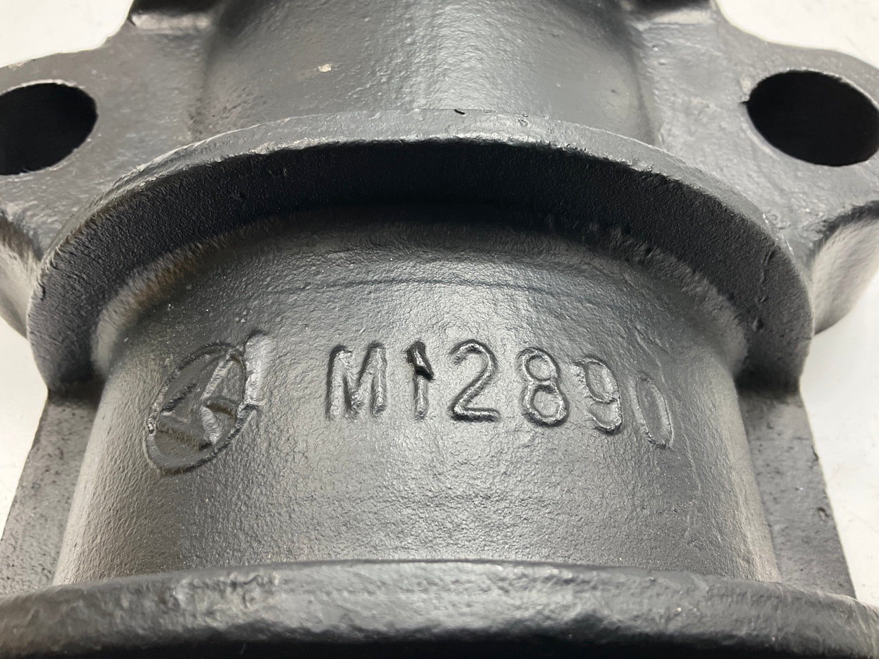 Automann M12890 Hutch Lower Trunnion Half Replaces # 20604-01