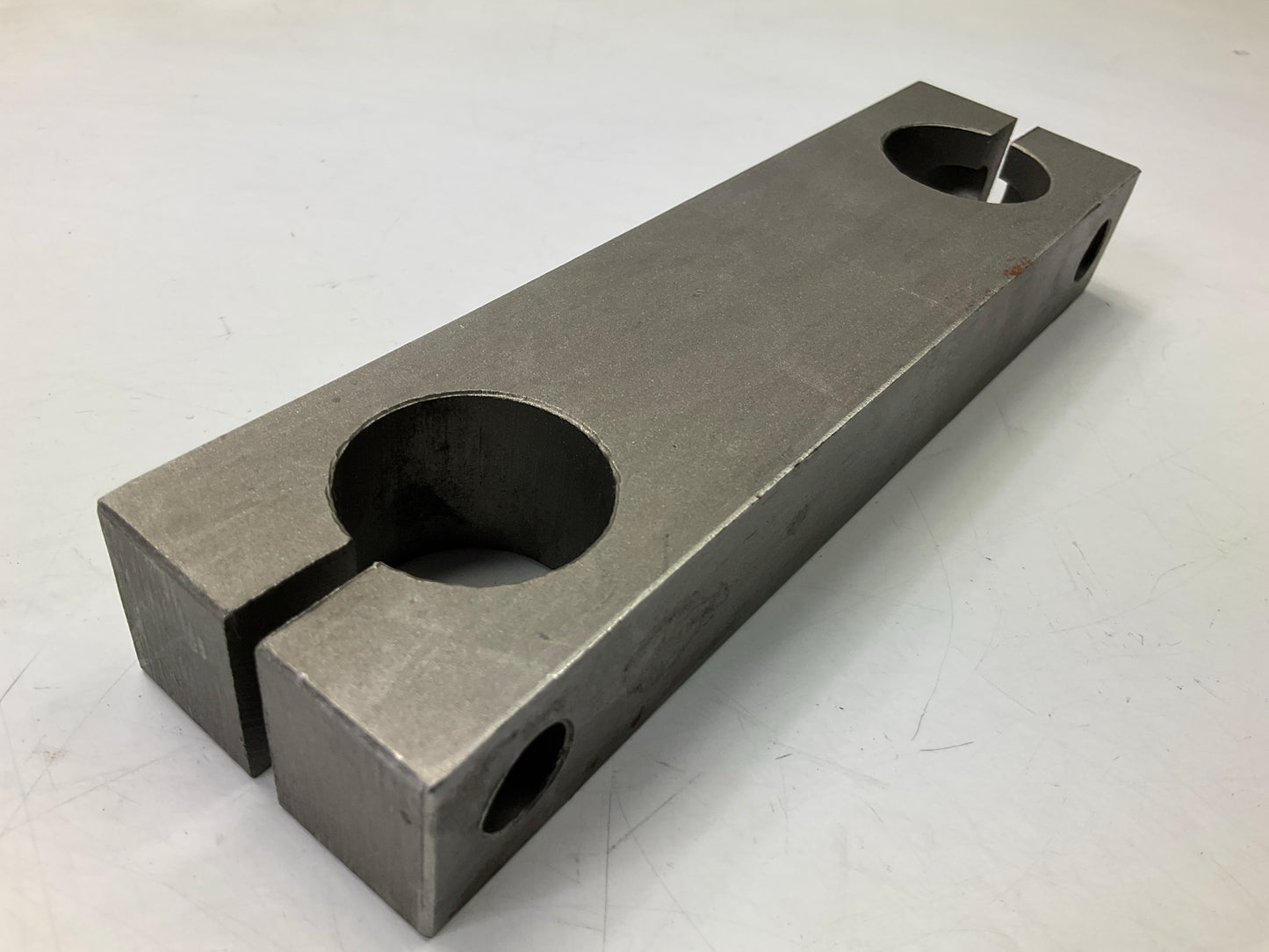 Automann M1502 Side Bar, 5.125'' Replaces Peterbilt 201747, 201807, 202039