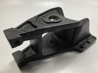 Automann M1546 Drive Axle Center Hanger Cast, Replaces International 497787C3