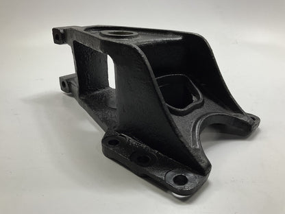 Automann M1546 Drive Axle Center Hanger Cast, Replaces International 497787C3