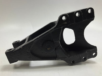 Automann M1546 Drive Axle Center Hanger Cast, Replaces International 497787C3