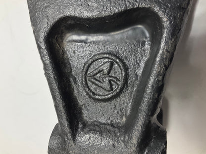 Automann M1546 Drive Axle Center Hanger Cast, Replaces International 497787C3