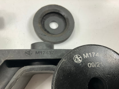 Automann M17437K2 Motor Mount Kit Replaces International # 1664728C1, 1664728C2