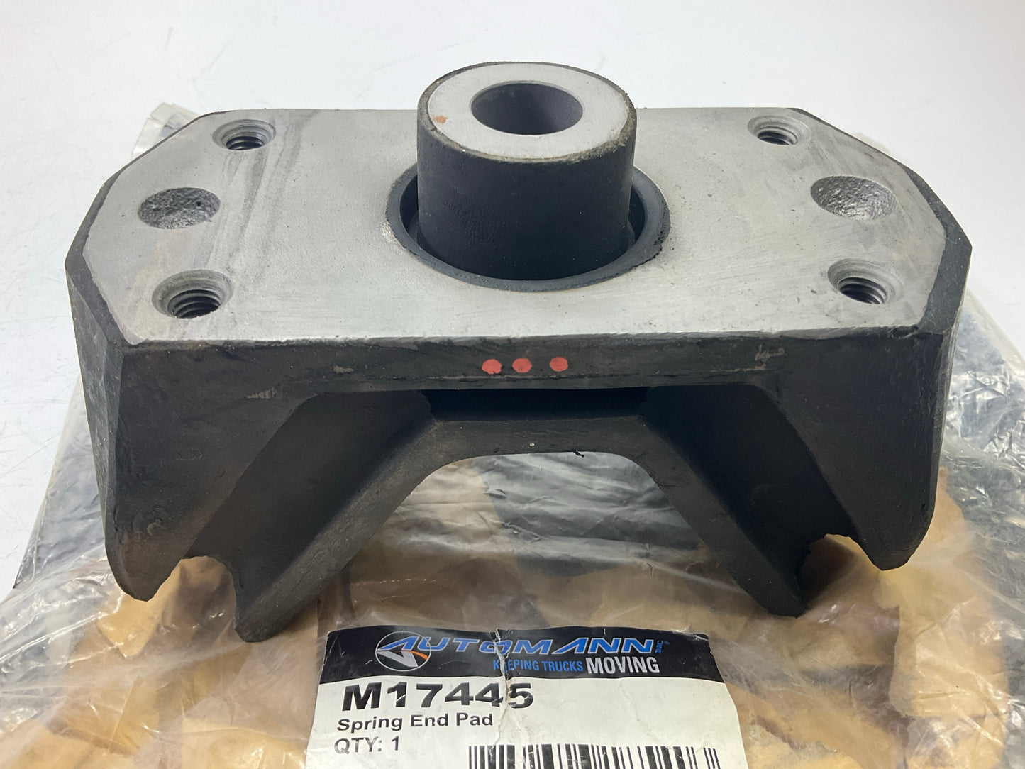 Automann M17445 Rear Motor Mount Replaces 1664729C1 1664729C2 1664729C3