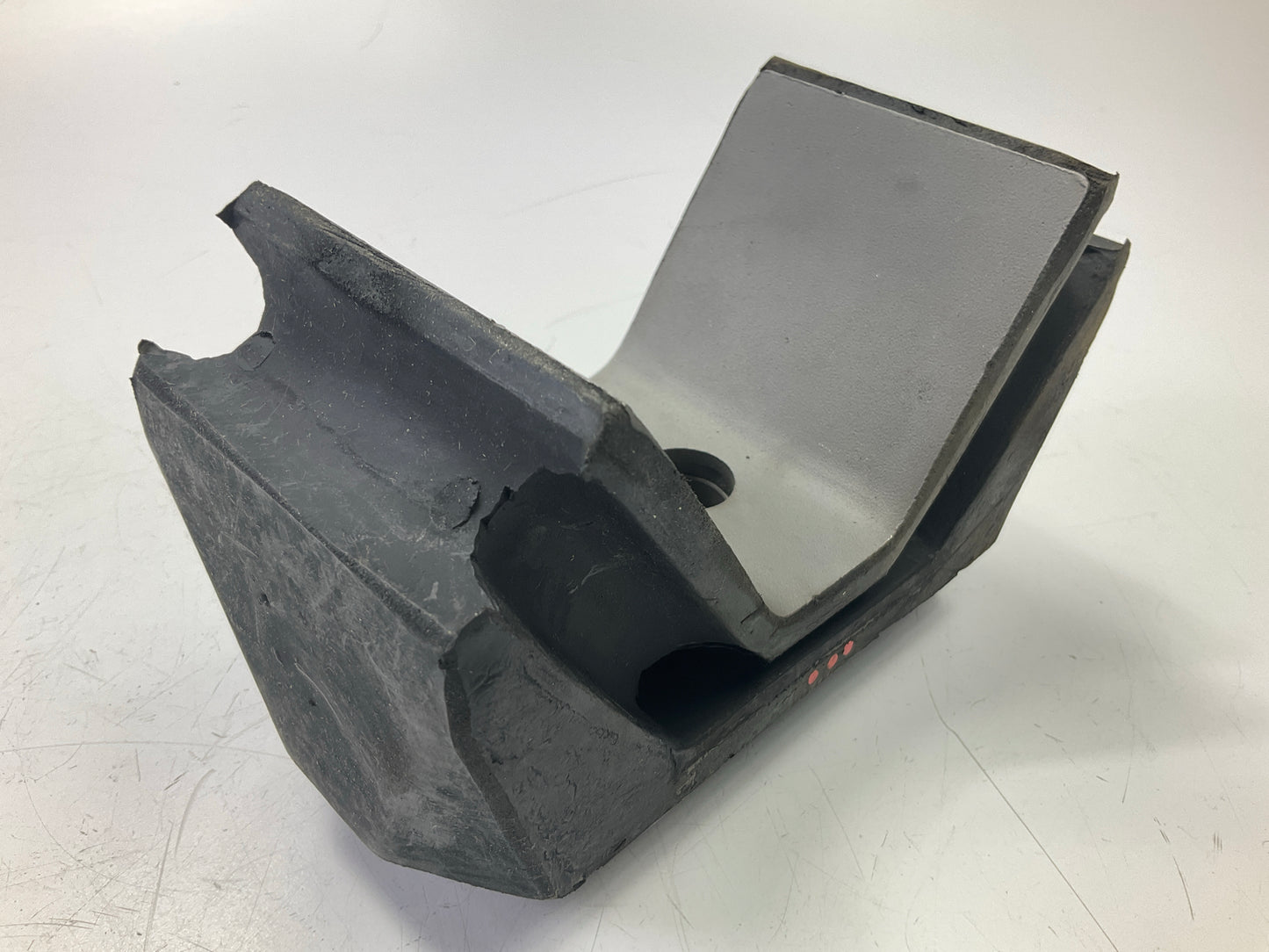 Automann M17445 Rear Motor Mount Replaces 1664729C1 1664729C2 1664729C3