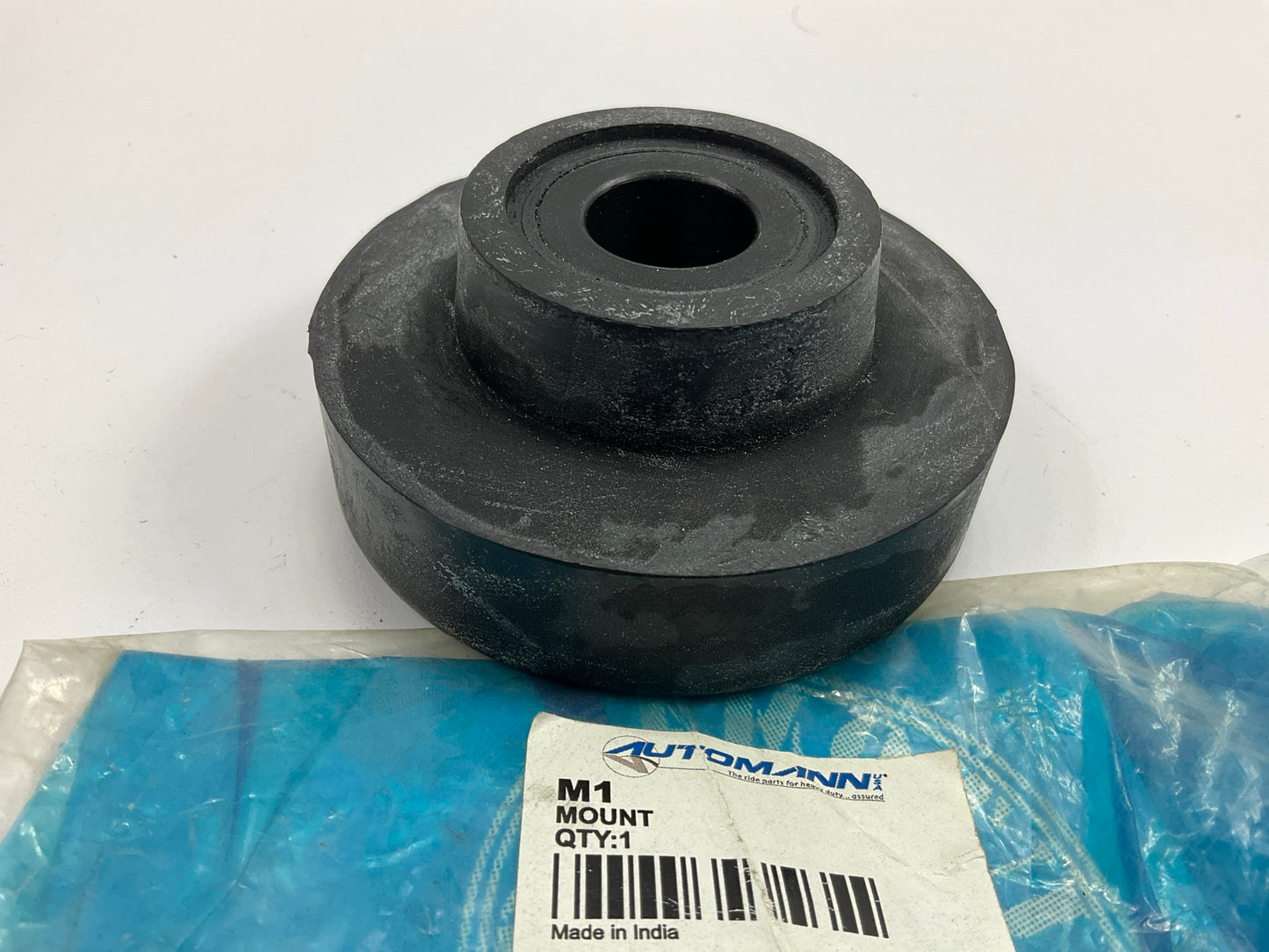 Automann M1 Poly Rear Motor Mount For Mack 25167342, 20QL252P3, 20QL245P1