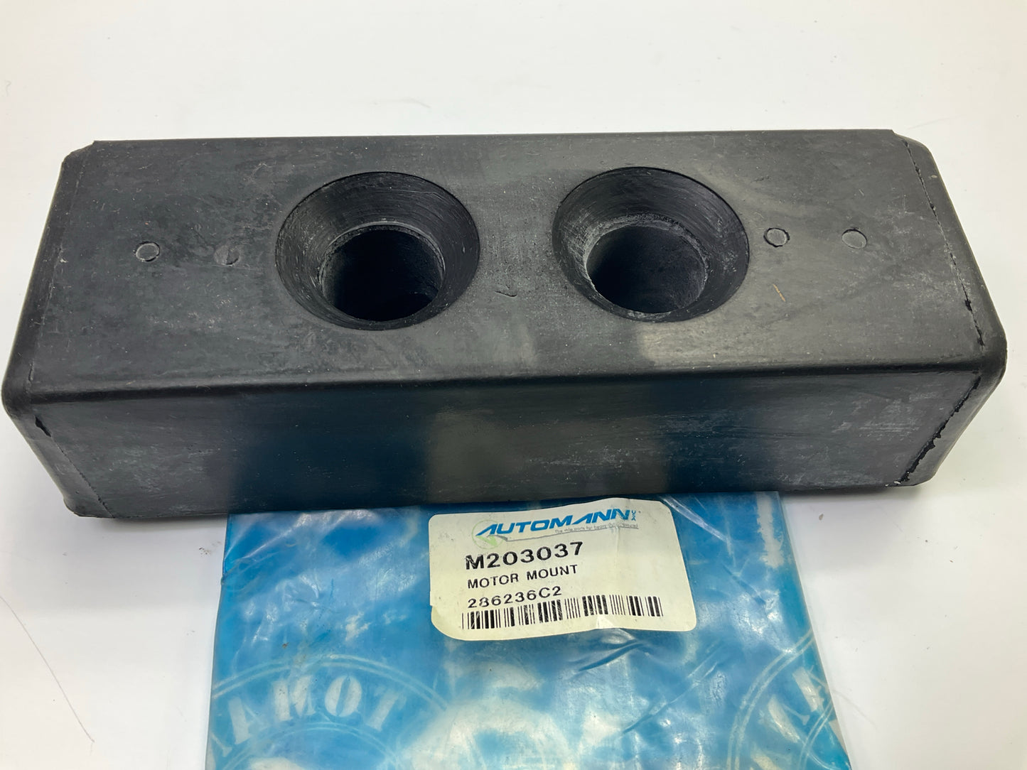 Automann M203037 Upper Motor Mount Bushing Replaces International 286236C2