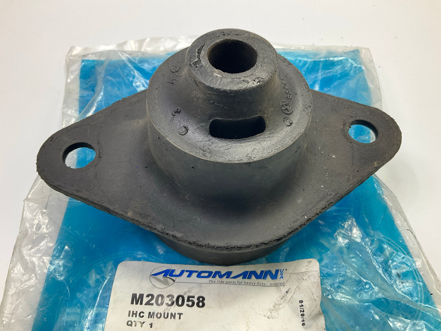 Automann M203058 Front Cabin Mount Bushing Replaces International 1656874C1