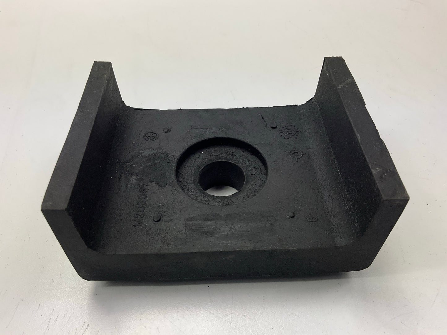 Automann M203067 Cabin Mount Isolator Replaces International 590981C1, 505969C1