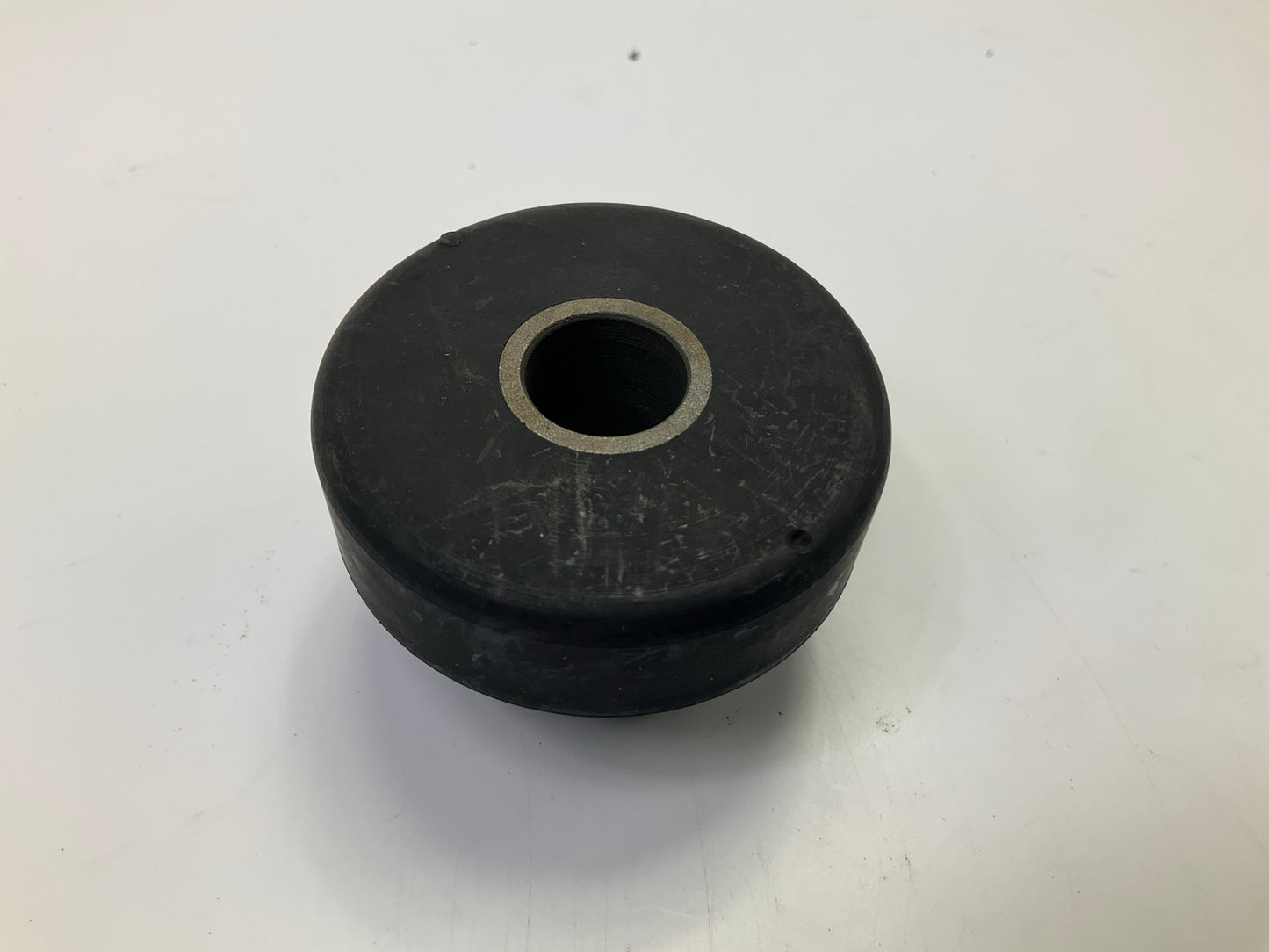 Automann M203075 Radiator Mount Bushing For Peterbilt 07-05861