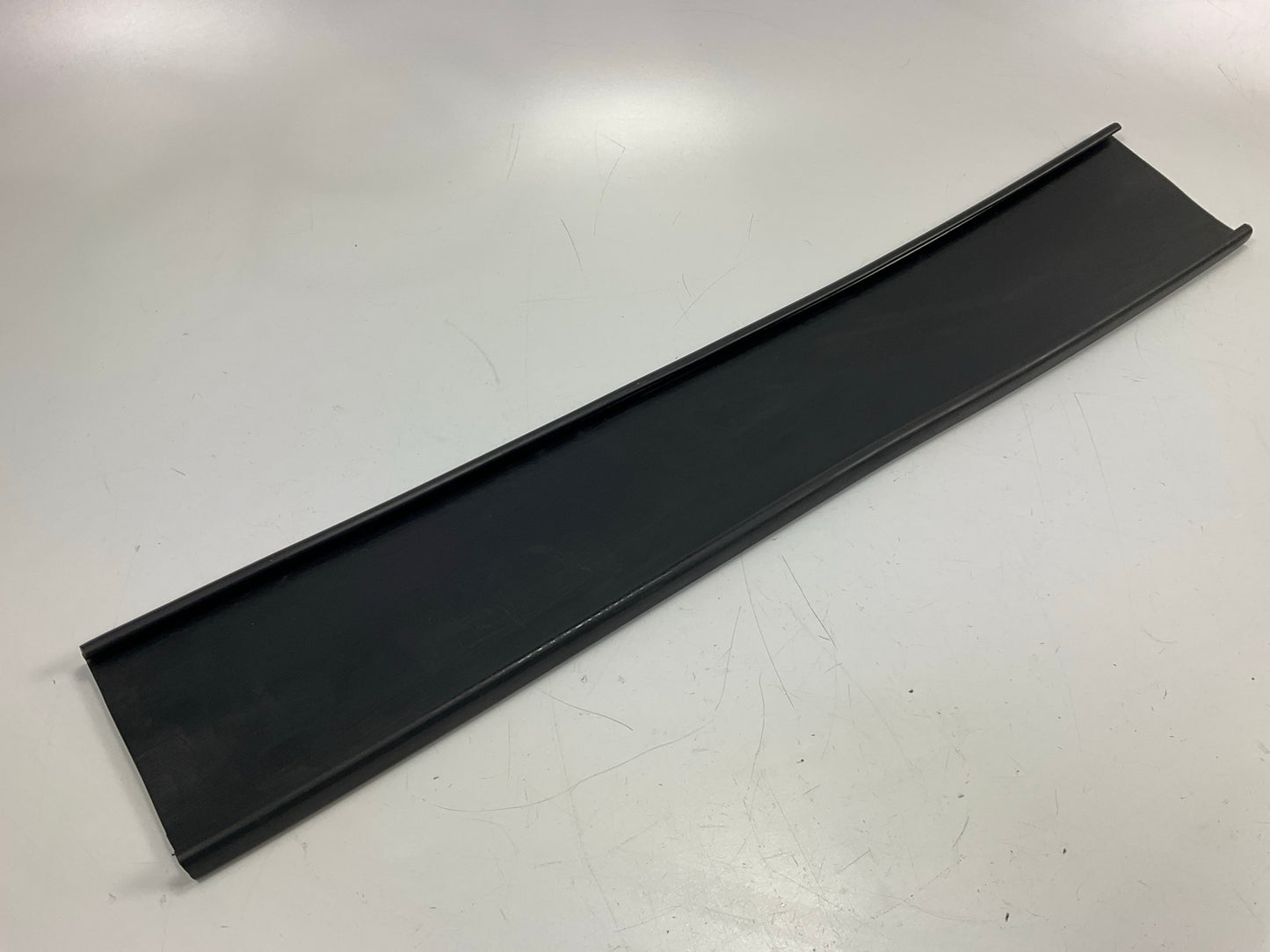 Automann M203113 Fuel Tank Insulator Side Mount 4.25'' X 26.75'' For Freightliner