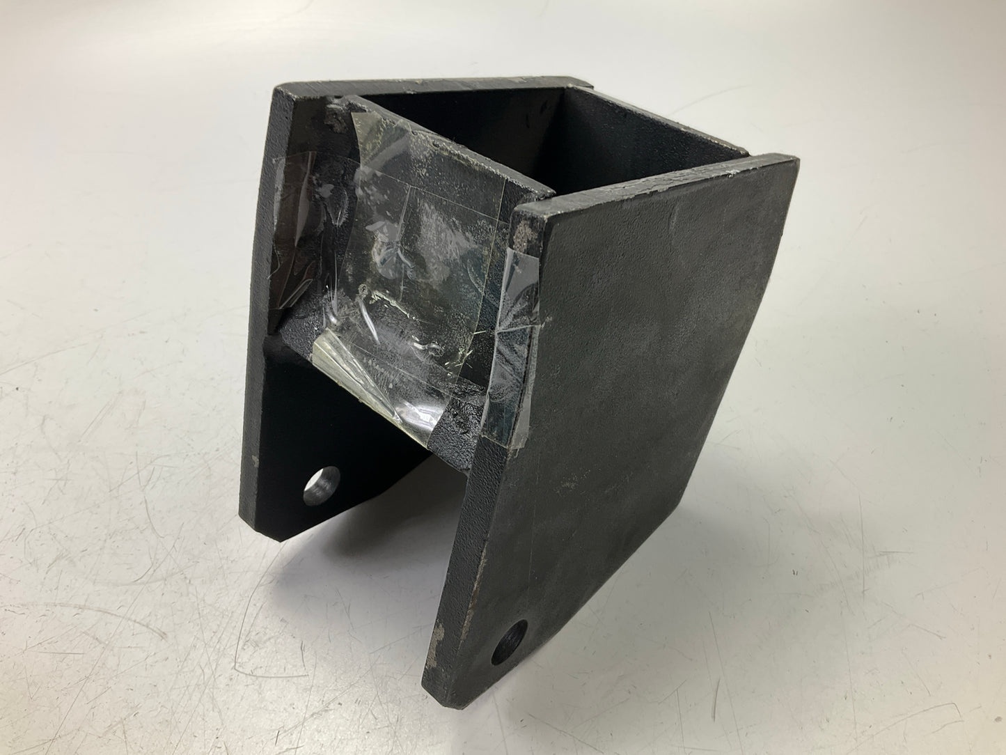 Automann M21198 Rear Hanger Replaces Fruehauf UCF-5858-002
