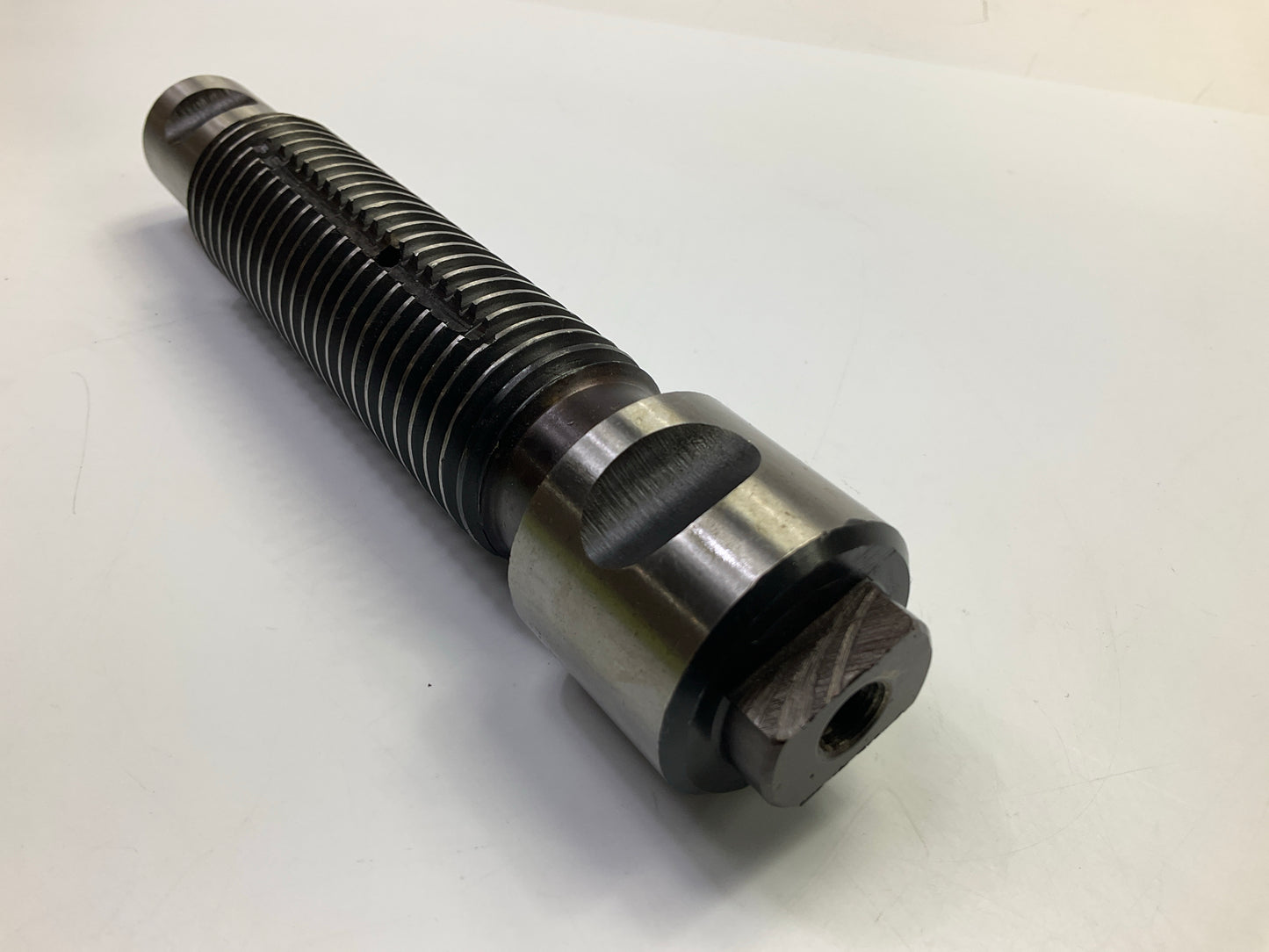 Automann M5360 Front Threaded Spring Pin Replaces Kenworth 6262, 6262KW, 0201713