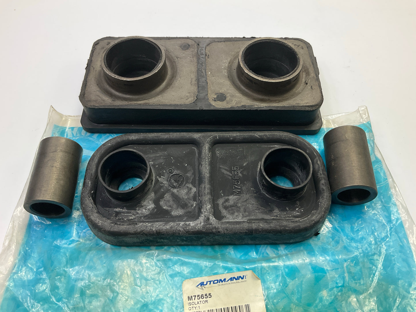 Automann M75655 Engine Motor Mount Bushing Replaces Peterbilt 525005001