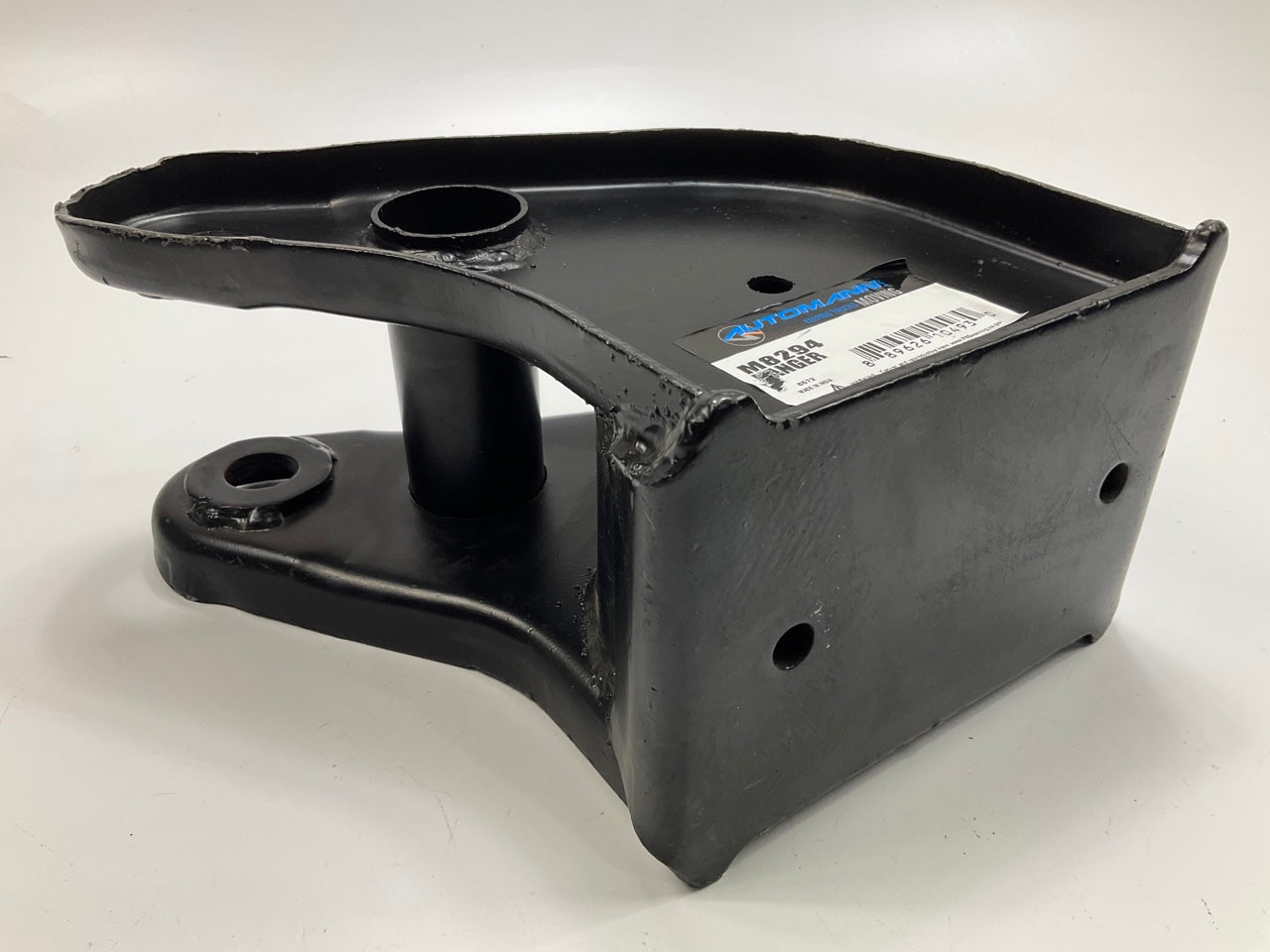 Automann M8294 Hutch Style Suspension Front Hanger Under Mount 20728-01, E-2913A