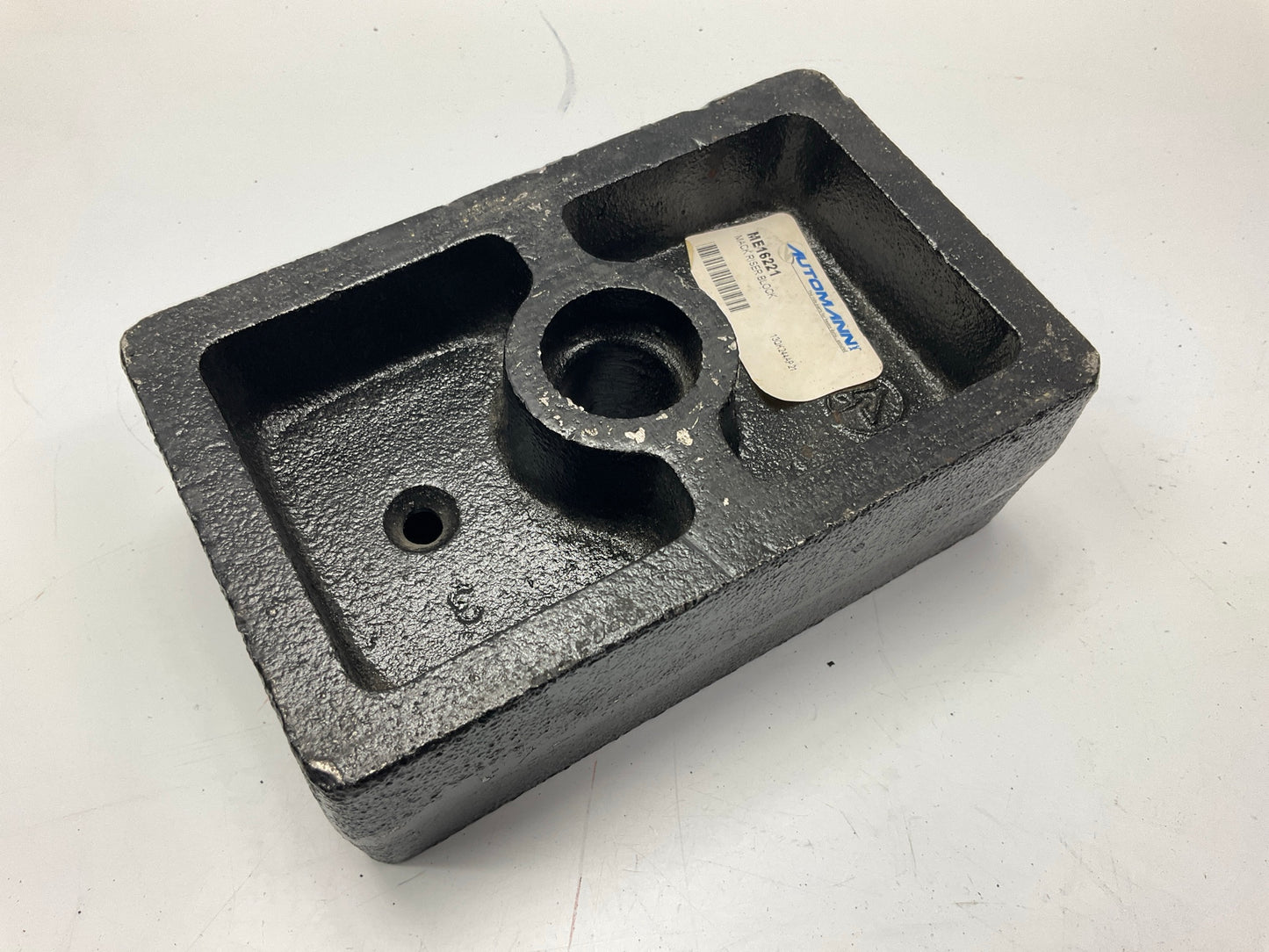 Automann ME16221 2-3/32'' Leaf Spring Spacer Block, Replaces Mack # 13QK244AP21