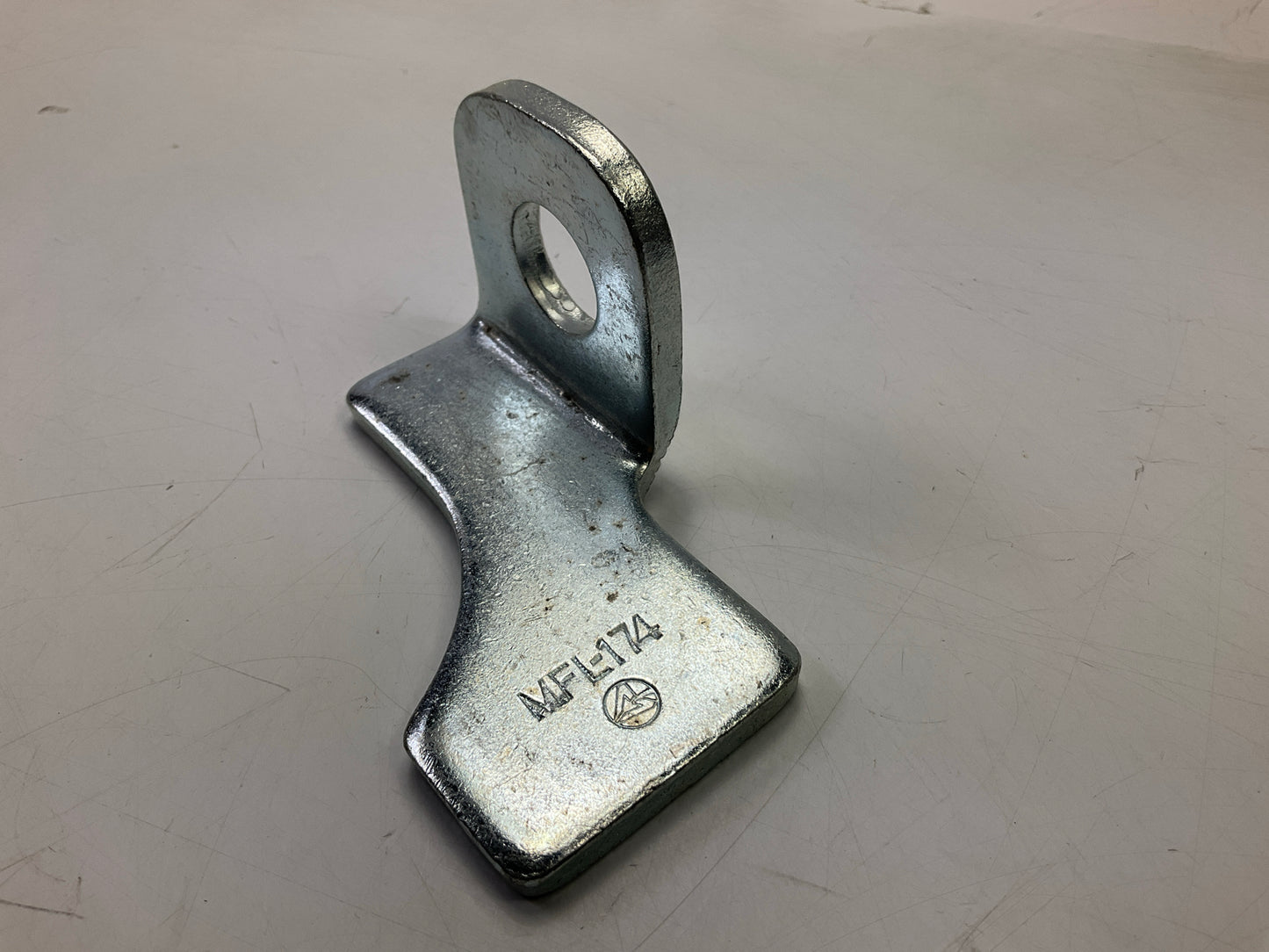 Automann MFL174 Wear Pad For Freightliner FAS II Newer Style Suspensions