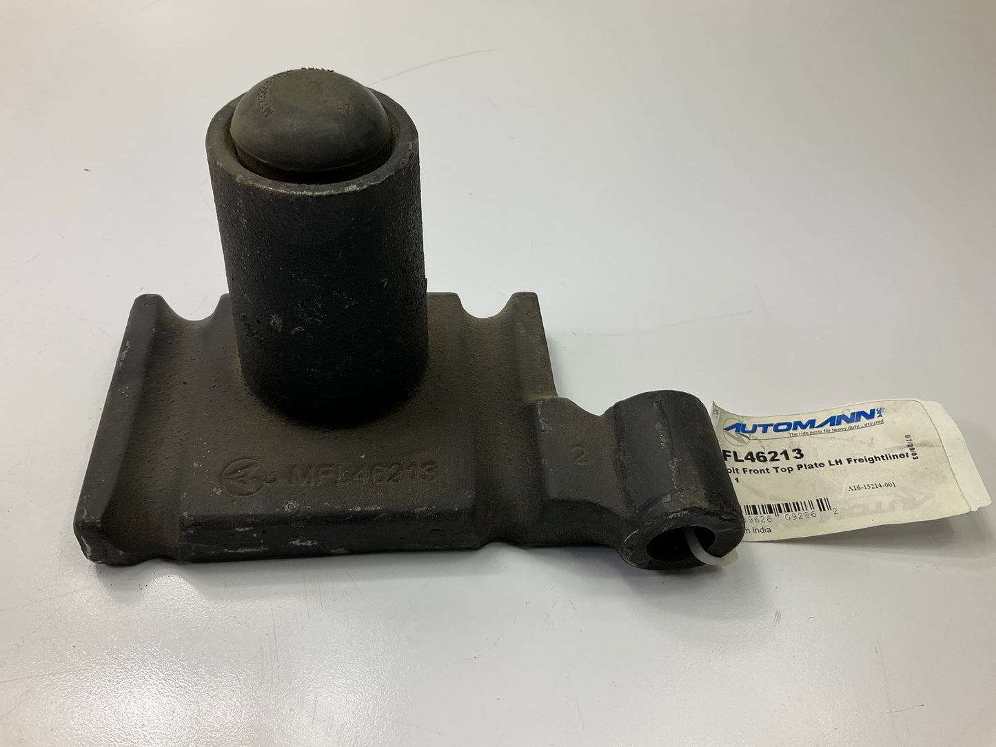 Automann MFL46213 Front Left U-bolt Top Plate Replaces # A1615214001