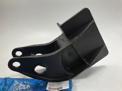 Automann MH808 Front Left Flange Mount Hanger, Replaces Hutch # 70209