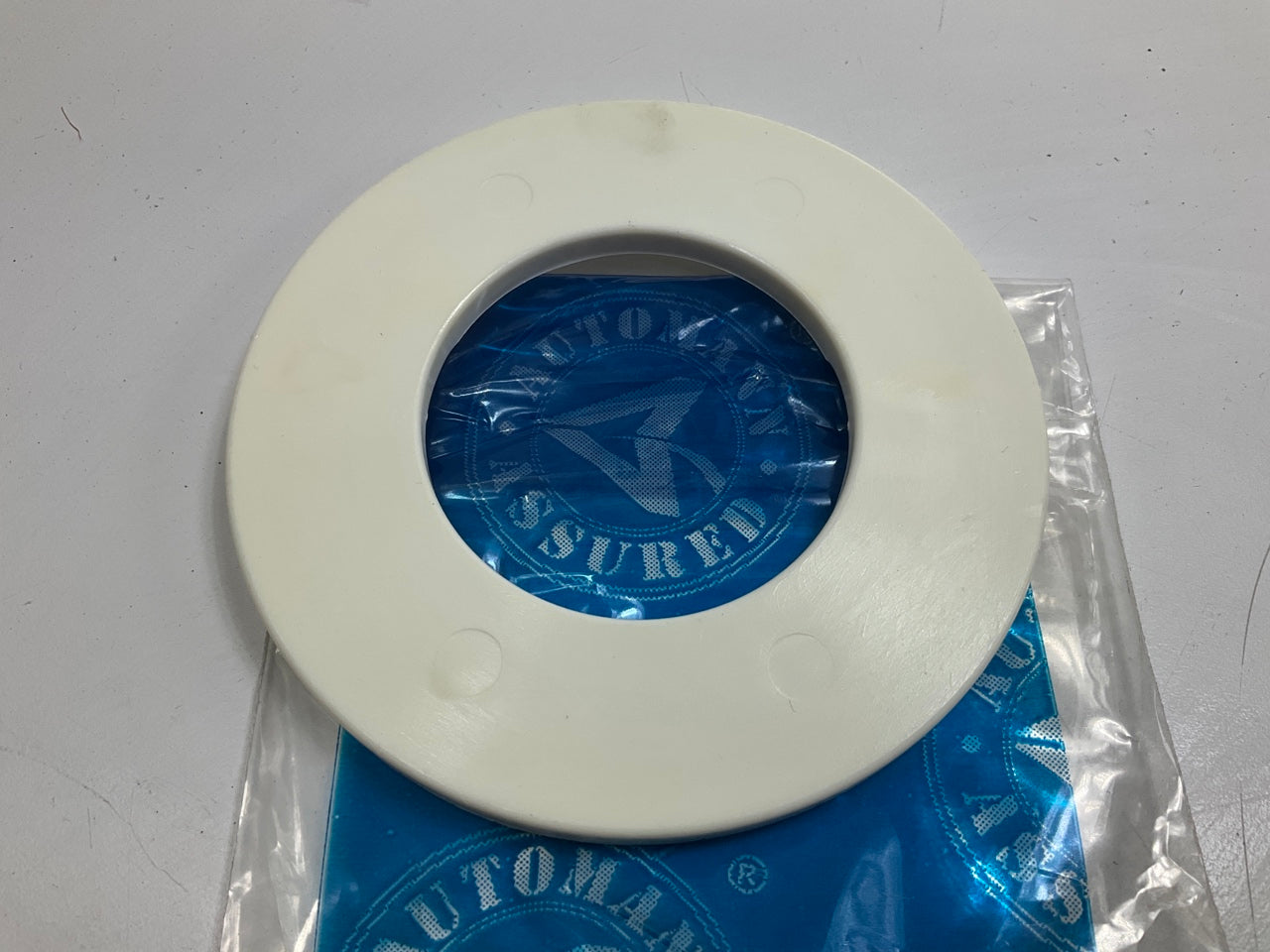 Automann MHS466 Hendrickson Wear Pad, 4-1/4'' OD X 2-1/4'' ID X 3/16'' Thick