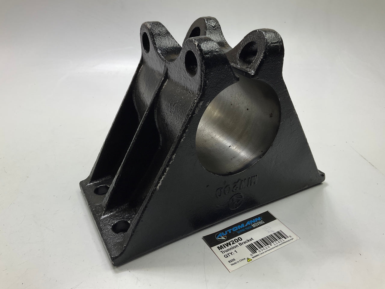 Automann MIW200 Trunnion Hanger, 4-1/2'' High - Hutch H440/900 Trailer