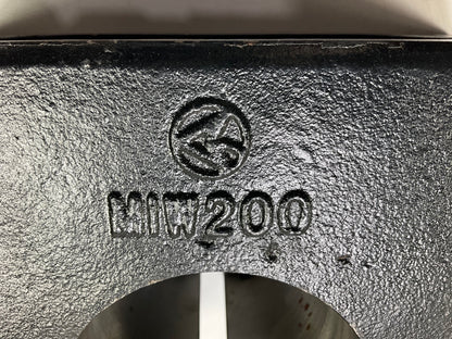 Automann MIW200 Trunnion Hanger, 4-1/2'' High - Hutch H440/900 Trailer