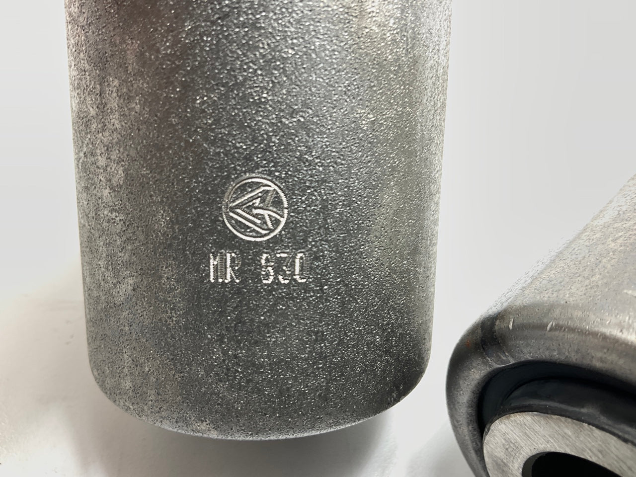 (2) Automann MR830 Leaf Spring Bushing Replaces Kenworth # C136002 K2215089