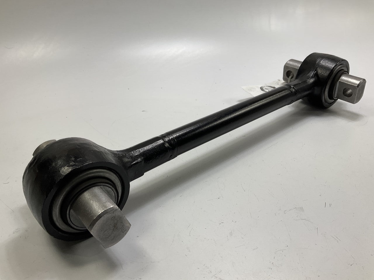 Automann TMR510  Engine Torque Strut Rod, 18.125'', Rigid 493920C3; 588117C91