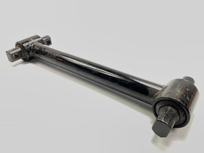 Automann TMR516 Axle Torque Rod 16.625'' C-to-C For Freightliner 16-13053-000