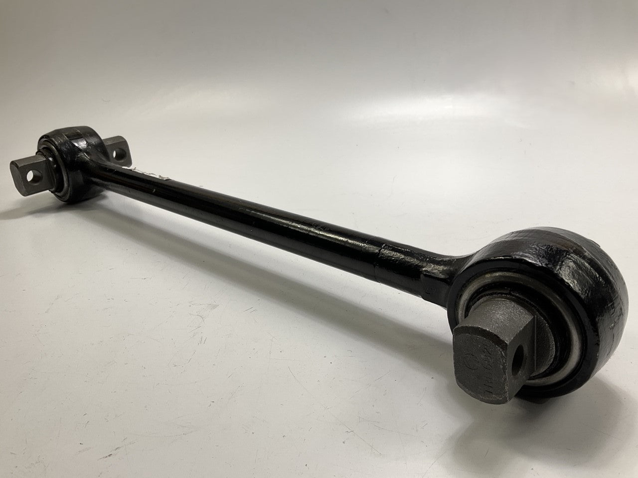 Automann TMR9644 Right Torque Rod, 18.375'' Replaces Neway # 90045449