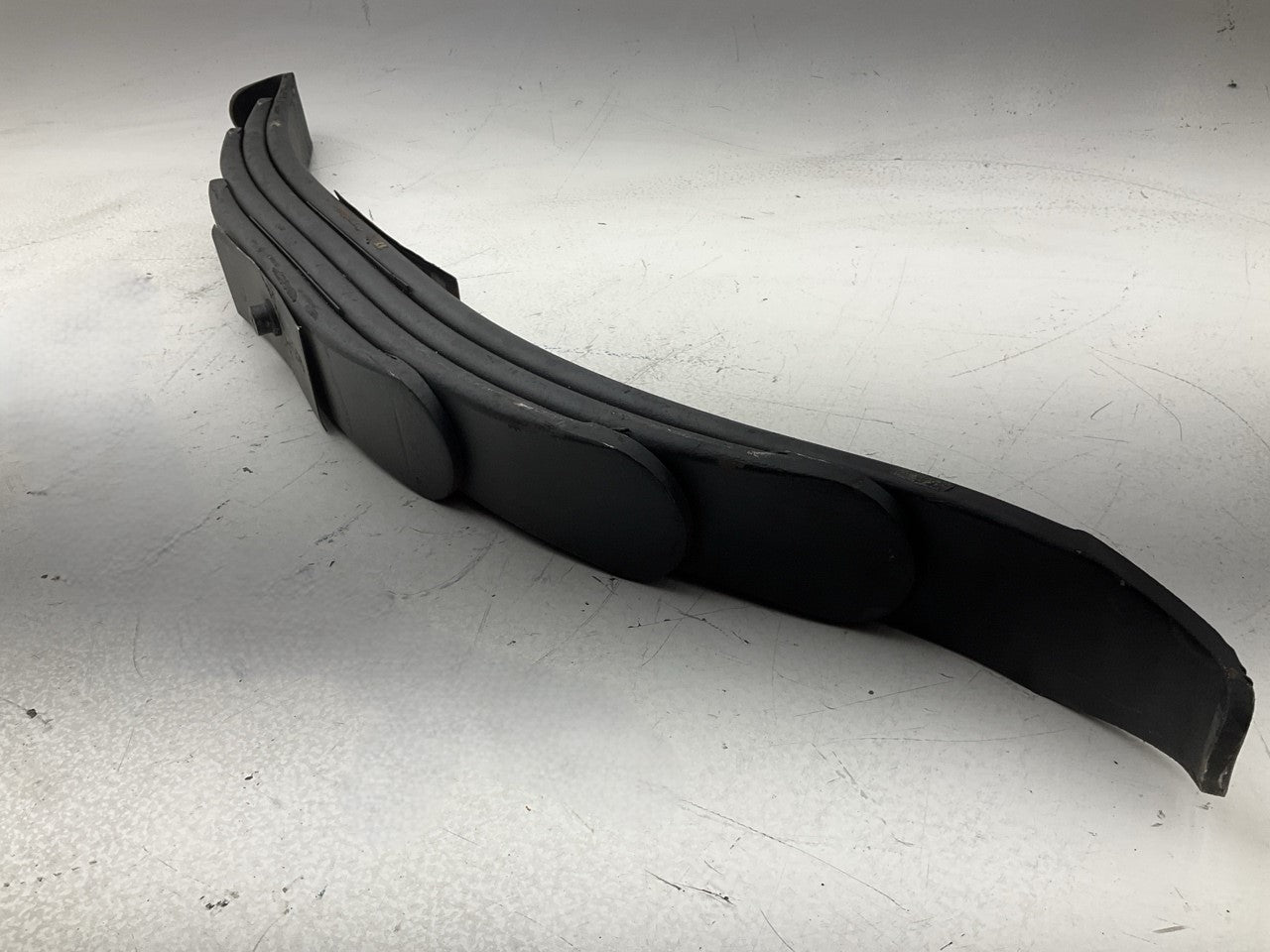 Automann TRA2727HD Heavy Duty Trailer Leaf Spring, 4 Leaf, 14000 Lbs Capacity
