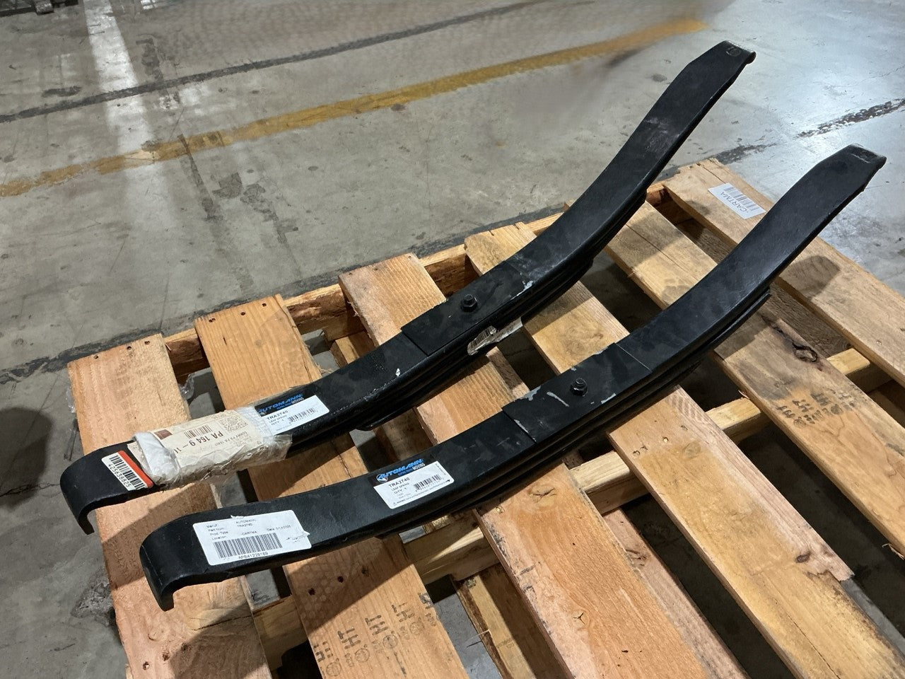 (2) Automann TRA2740 3-Leaves 5.5'' High Arch Trailer Leaf Springs