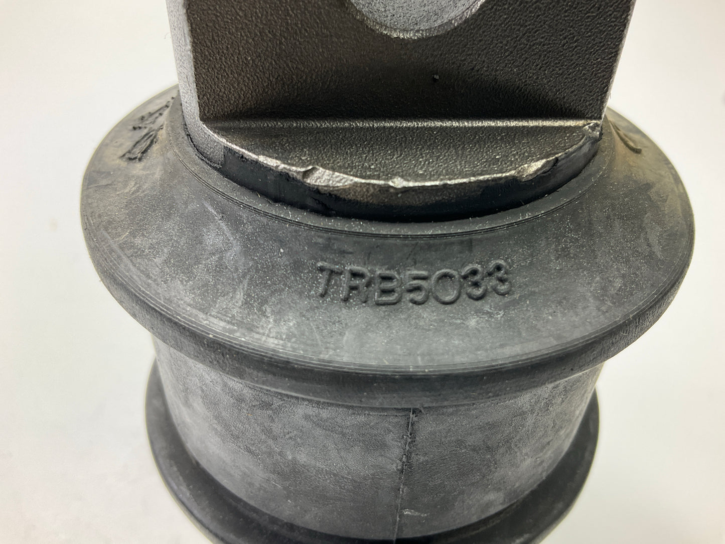 Automann TRB5033 Torque Rod Bushing Replaces 321-500 64400-2 E-13961 64400002L